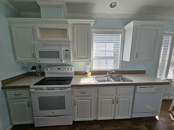 4th image of 7125 Fruitville Rd #371