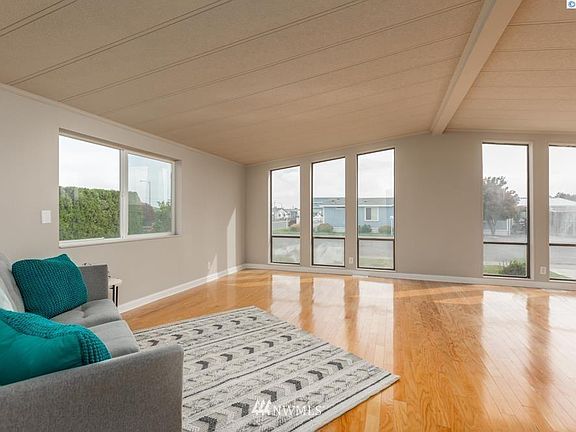 5th image of 312 S Columbia Center Blvd Unit 101