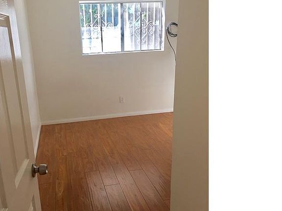 2nd image of 1009 E 23rd St