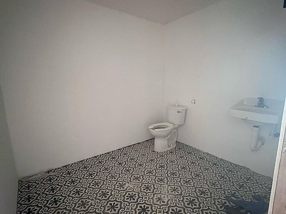2nd image of 7700 Dale Ave Floor 1
