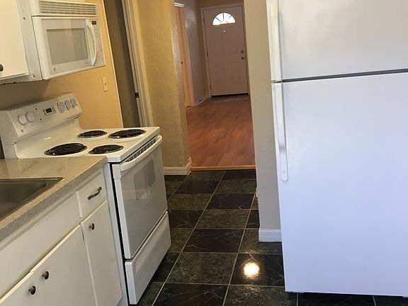 2nd image of 3609 E Mohawk Ave
