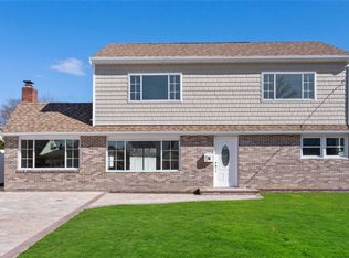 105 Belmill Rd, Bellmore, NY 11710