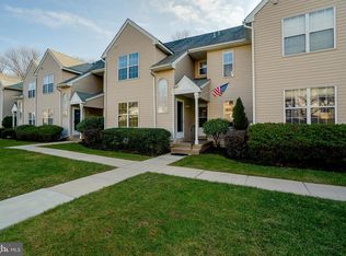 424 Derry Dr, Aston, PA 19014