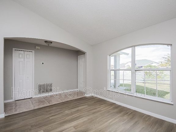 3rd image of 339 Corsica Ct