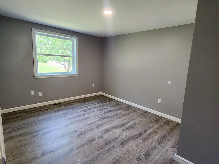 45 Northway St — Photo 8