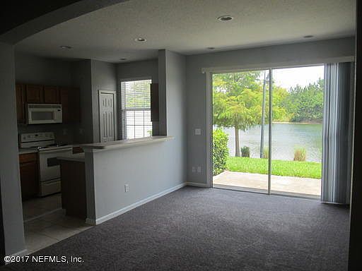 3rd image of 3945 Buckthorne Dr #4