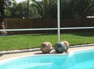 4694 Hamlets Grove Dr, Sarasota, FL 34235