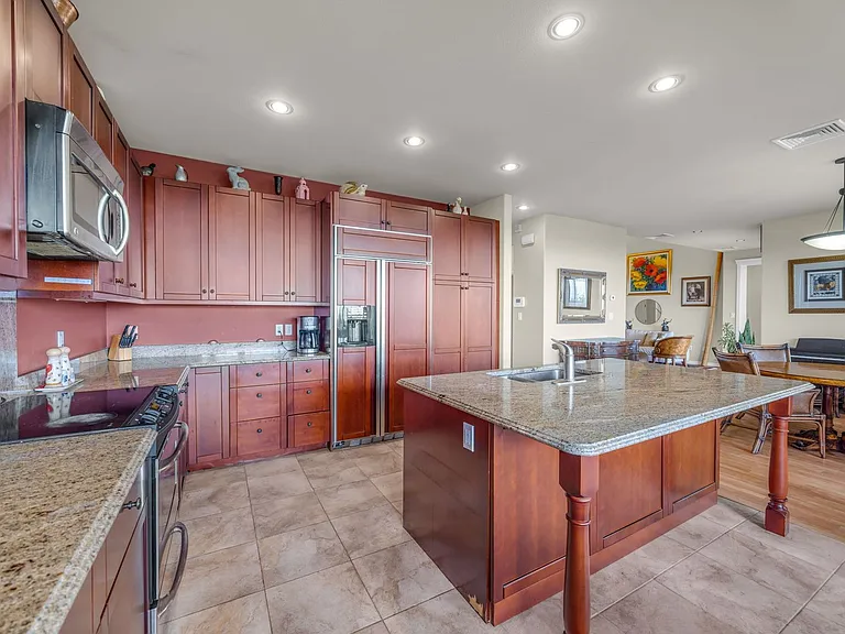 107 Kinohi Loa St — Photo 16