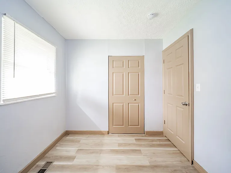 9438 Conried Dr — Photo 14