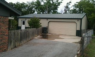 2nd image of 108 Bowling Dr