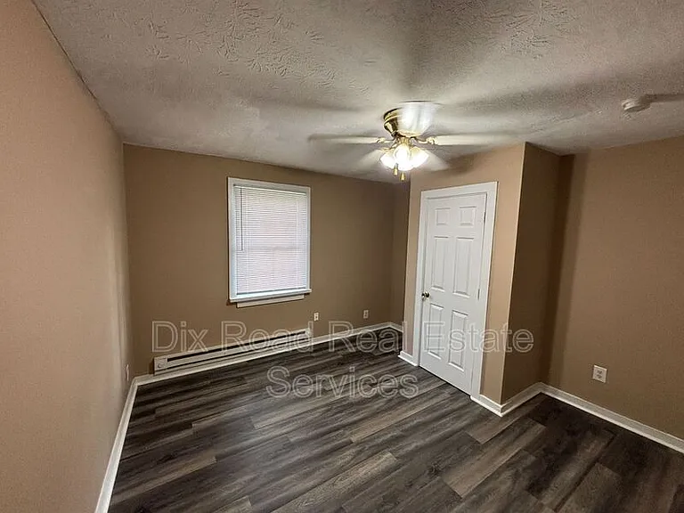 829 Maple Ave #2 — Photo 10