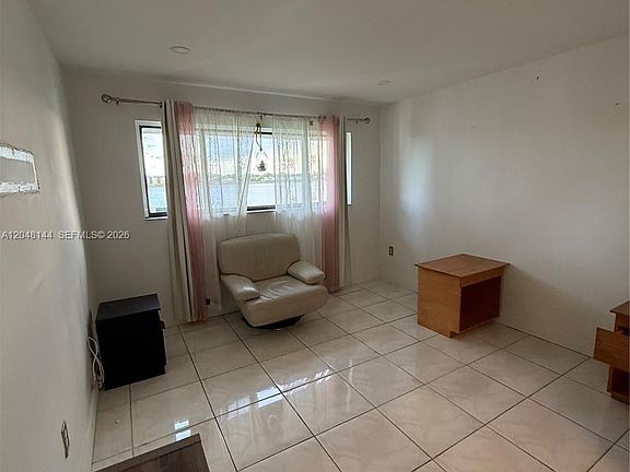 3rd image of 468 NE 206th Ln APT 203