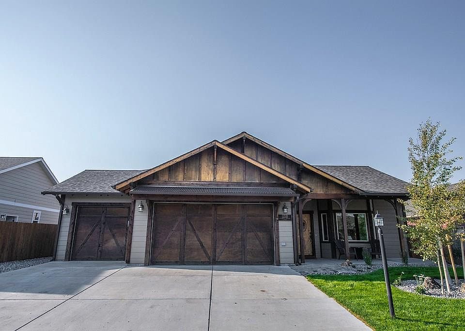 1st image of 118 Forest Grove Ln