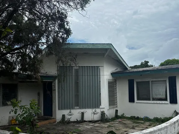 117 N Swinton Circle, Delray Beach, FL 33444