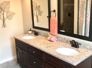 559 Richneck Rd, Newport News, VA 23608