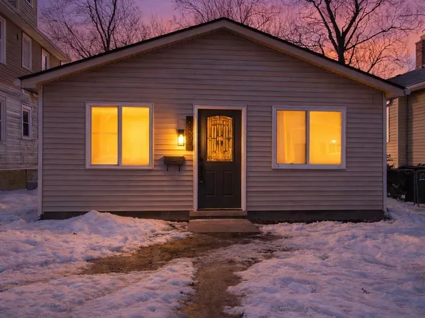 359 Edgewood Pl, Ferndale, MI 48220