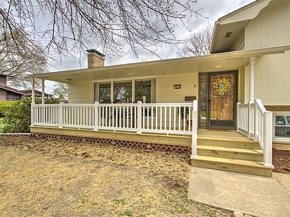2nd image of 3224 Greenlake Dr