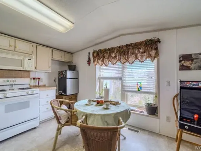 8765 W Mustang Dr — Photo 7