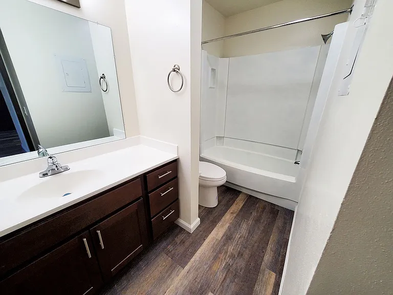 Belmar Apartments — Photo 24