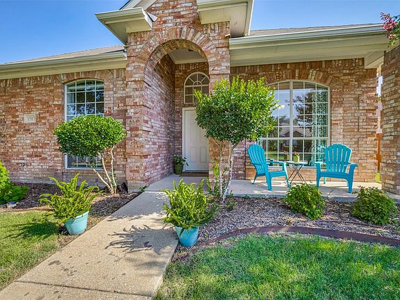 2nd image of 1517 Anchor Dr