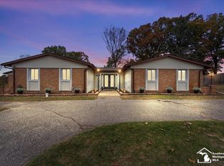 8118 Rene Dr, White Lake, MI