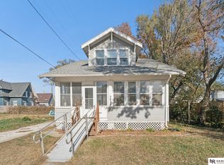 2854 Fowler Ave, Omaha, NE 68111