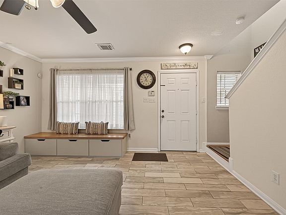 3rd image of 9902 Victoria Point Ln