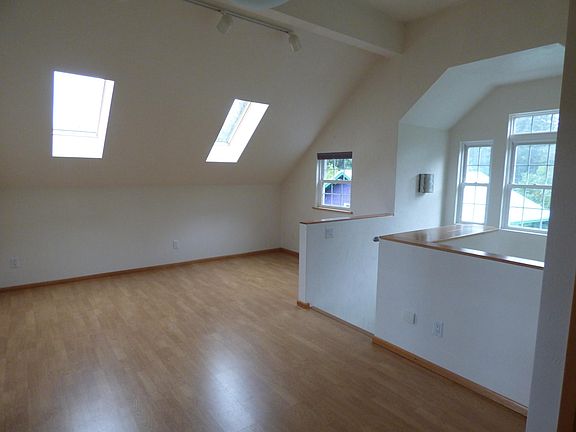 3rd floor master suite.