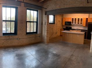 2285 University Ave W, Saint Paul, MN 55114