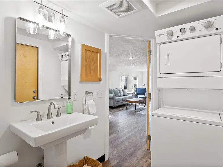 1208 S Elm St #A — Photo 21
