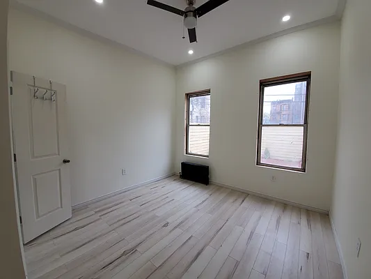 Rented by Ideal Properties Group | media 7