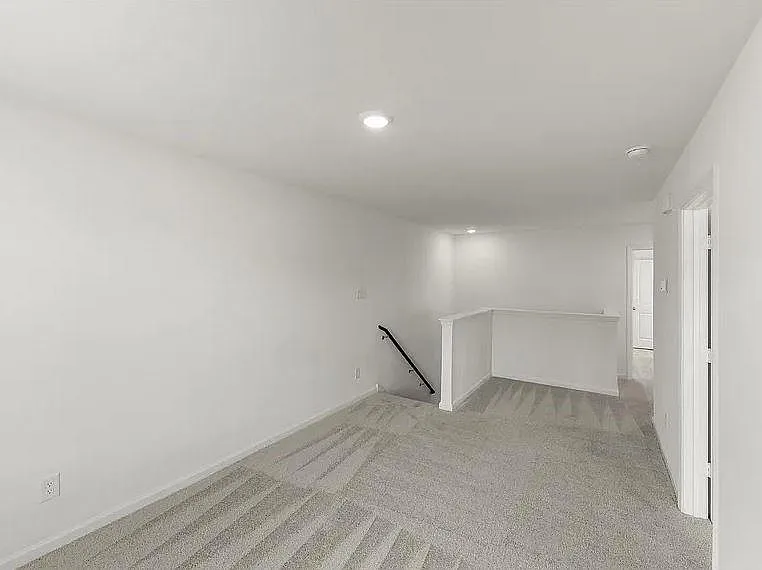 1871 Lockhart Dr — Photo 5