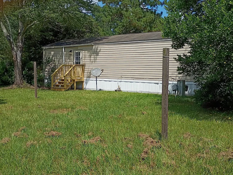32 Luke Dr — Photo 2