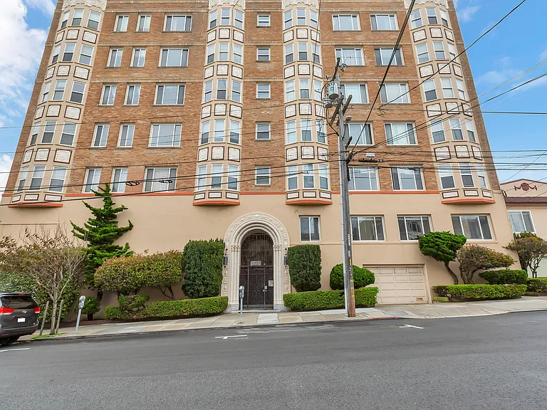 1300 26th Avenue — Photo 1