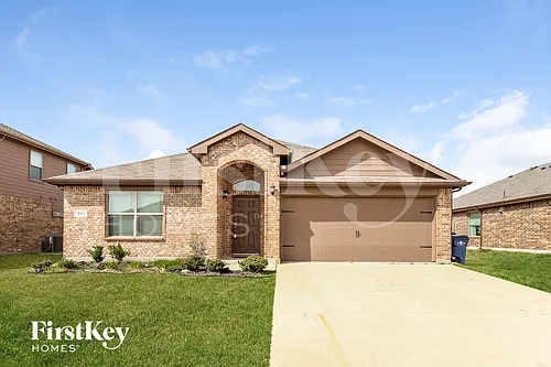 303 Preakness Ln Photo 1