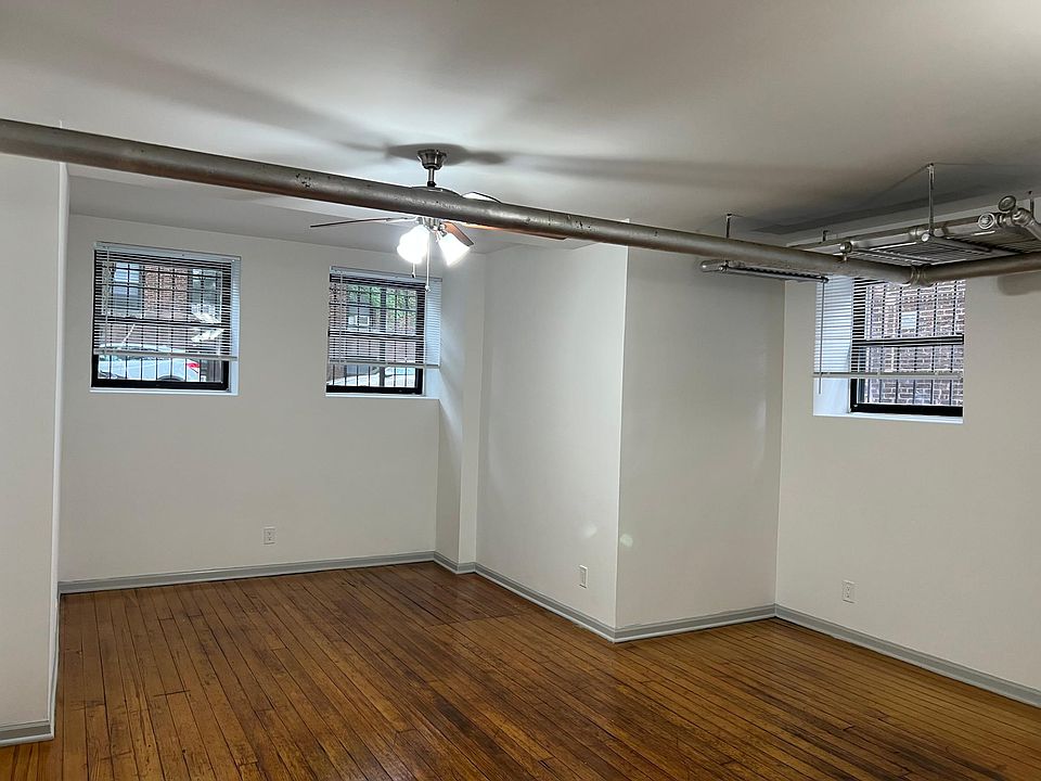 1st image of 5042 N Glenwood Ave APT Gdn