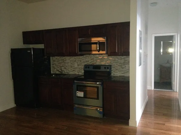 1033 Chestnut St #405, Philadelphia, PA 19107
