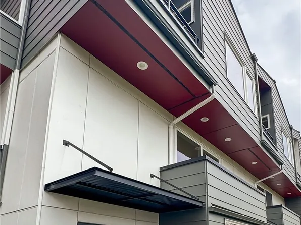 6949 42nd Avenue S, Seattle, WA 98118