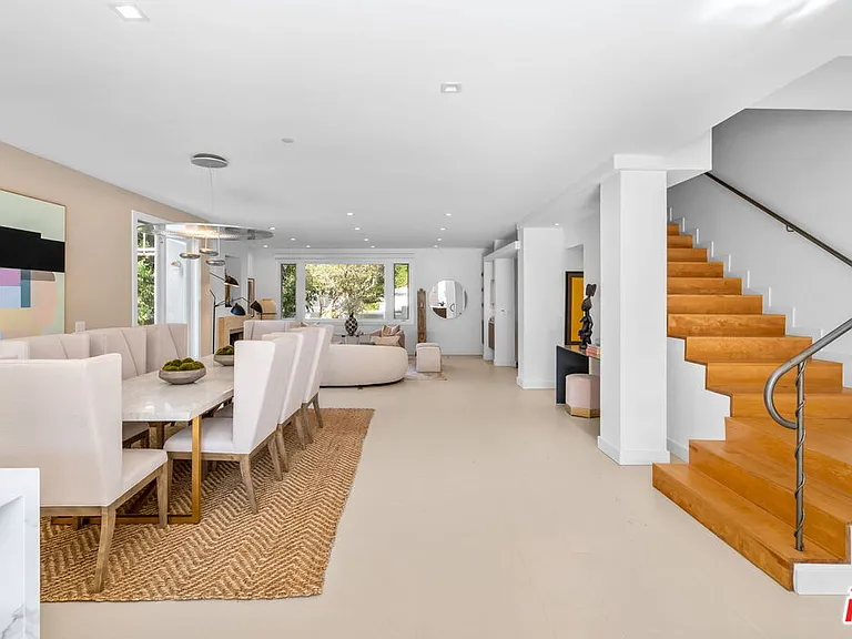 314 Palisades Ave — Photo 12