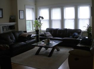 6002 Bleecker St, Ridgewood, NY 11385