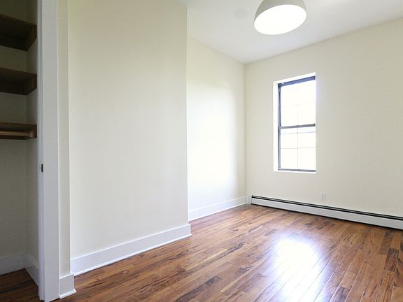 4th image of 1181 Putnam Ave APT 1R