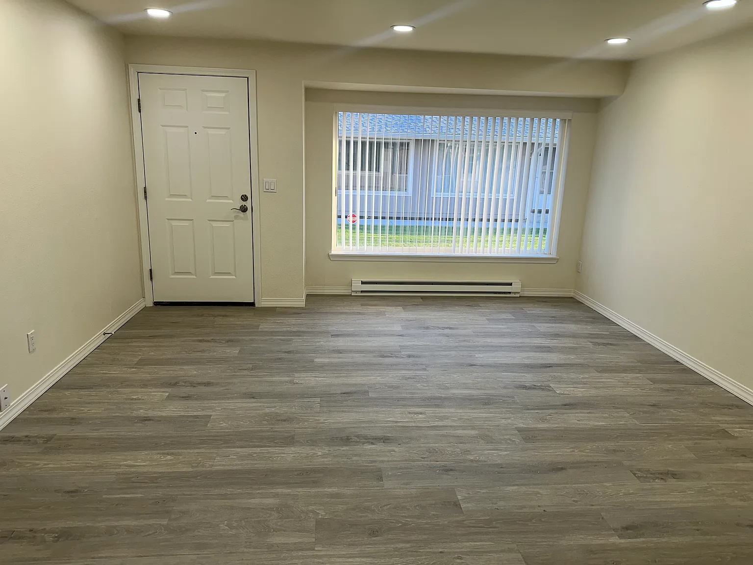 2 bed, $1,295 — Photo 2