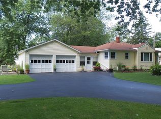 1962 Lockport Olcott Rd, Burt, NY 14028