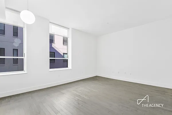 Rented by The Agency | media 20