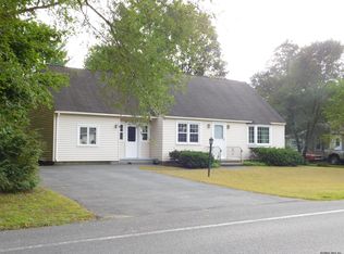 4 Merritt Rd, South Glens Falls, NY 12803