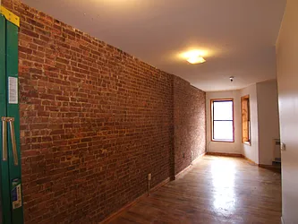 Rented by Joel Weisz, LREB