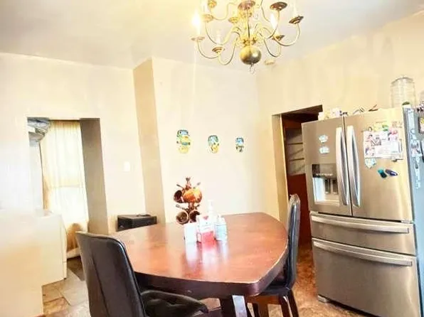 1809 43rd Street image 8 of 27