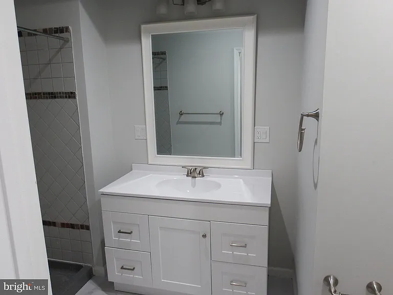 924 S Robinson St — Photo 19