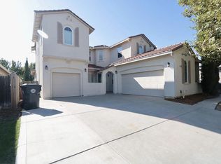 6900 Elvora Way, Elk Grove, CA 95757