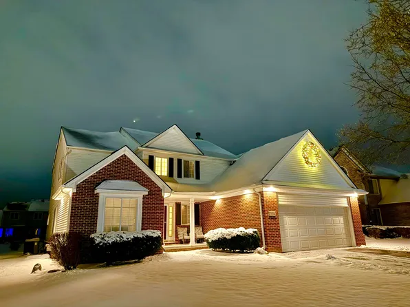 7684 Pioneer Dr, Ypsilanti, MI 48197